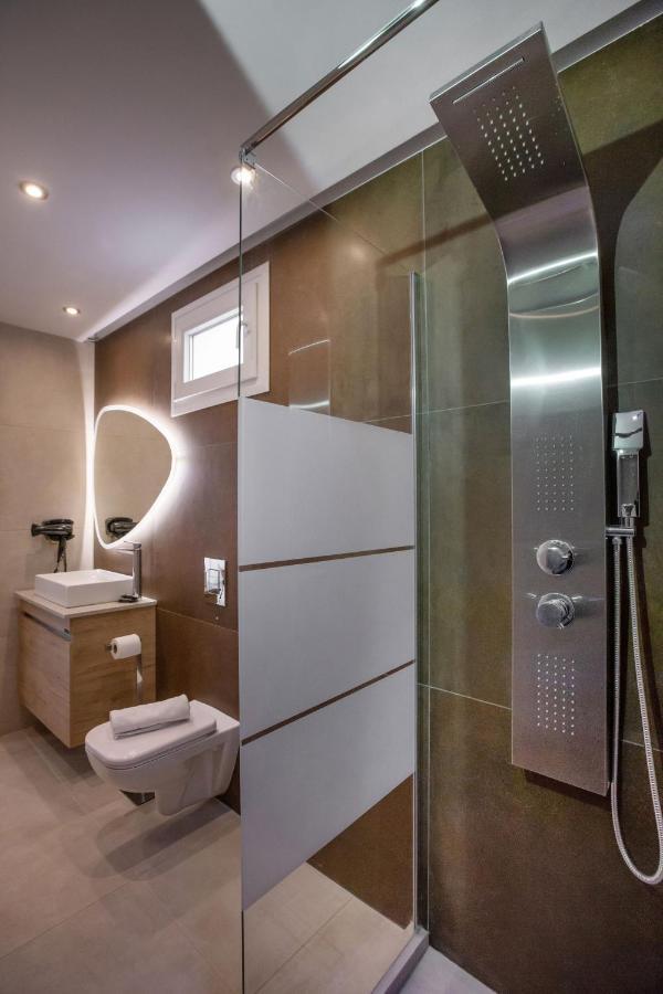 Iconic Athens Suites Екстериор снимка