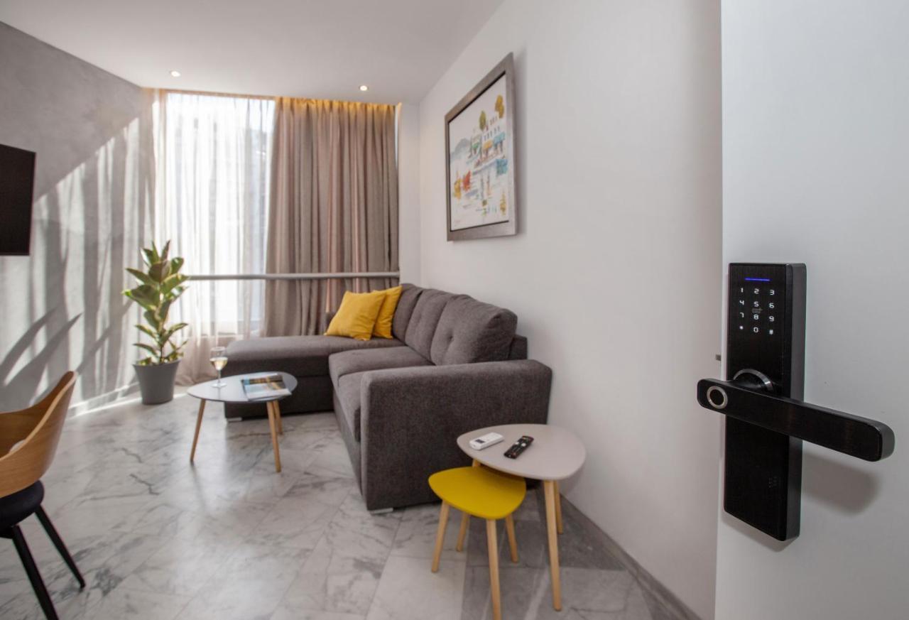 Iconic Athens Suites Екстериор снимка
