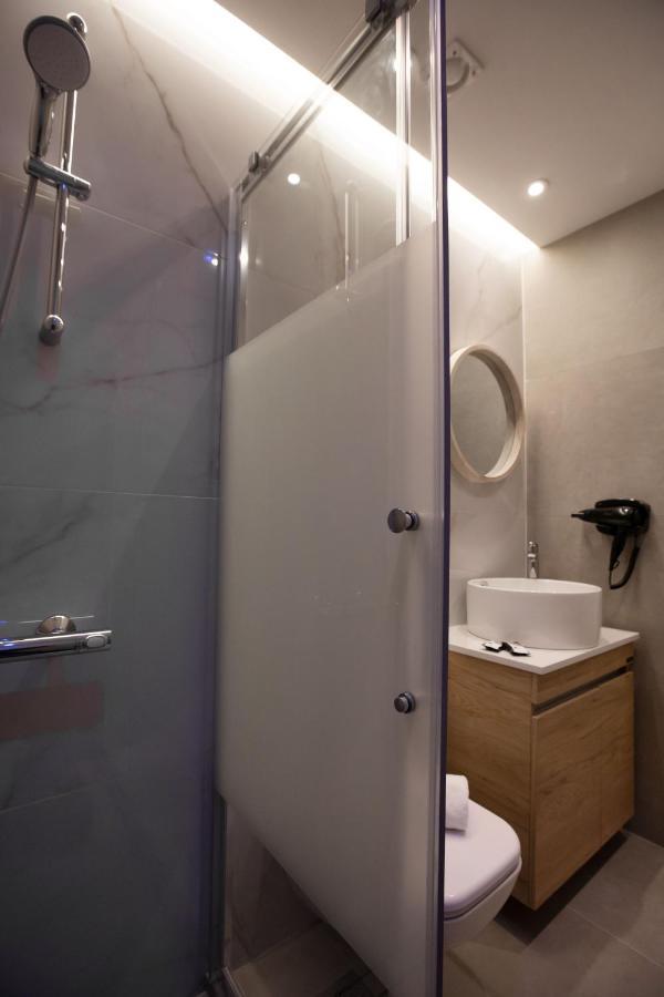 Iconic Athens Suites Екстериор снимка