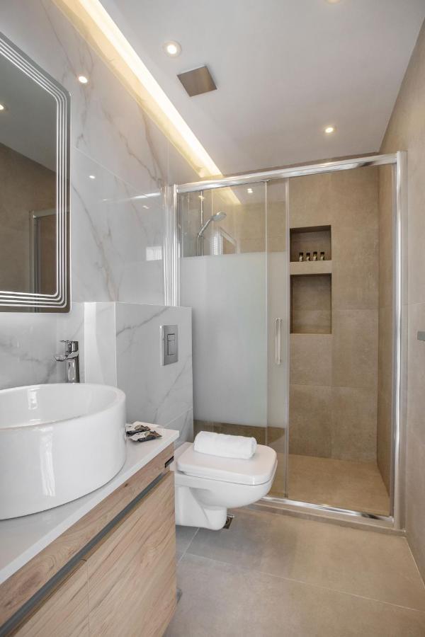 Iconic Athens Suites Екстериор снимка