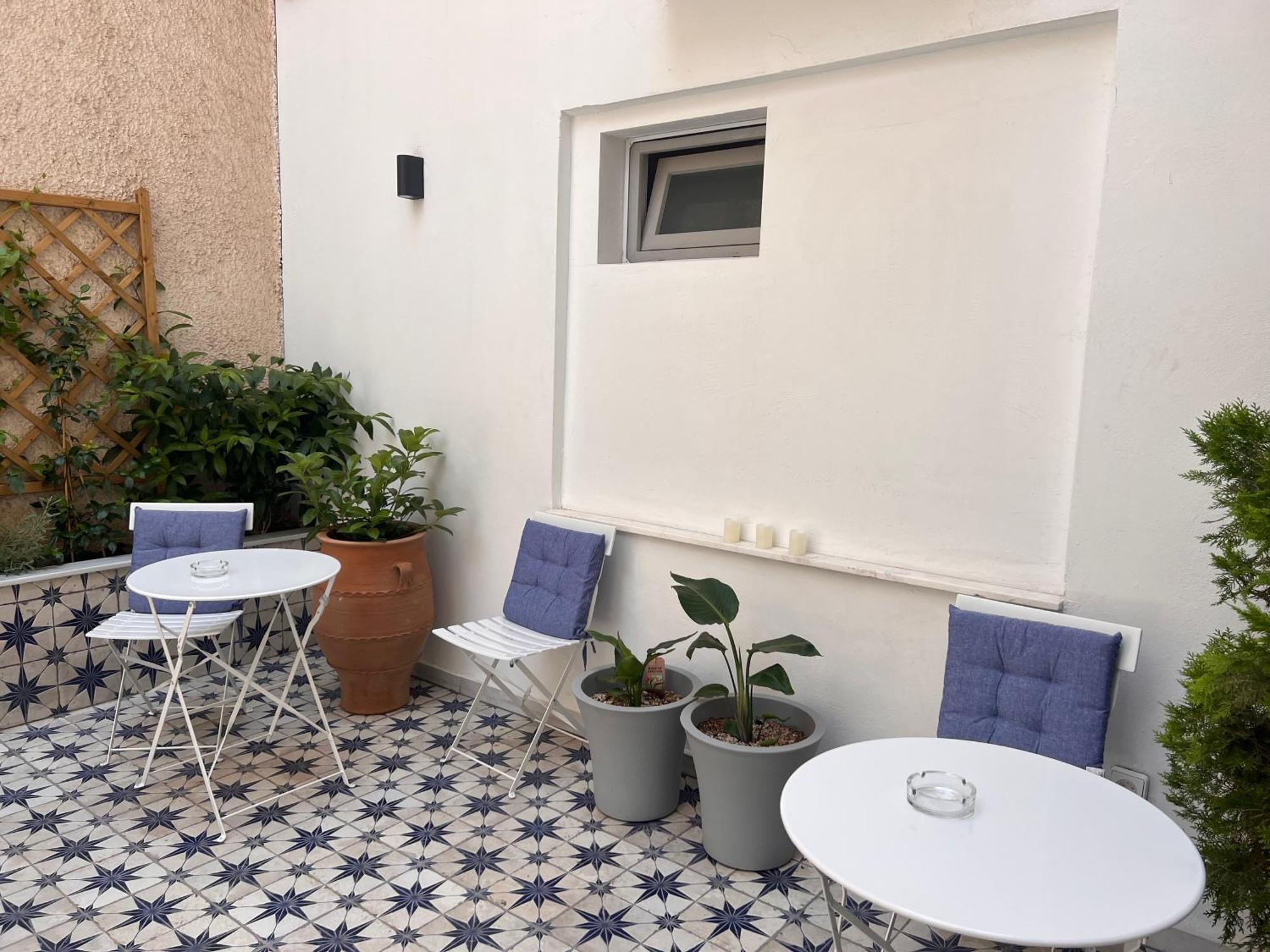 Iconic Athens Suites Екстериор снимка